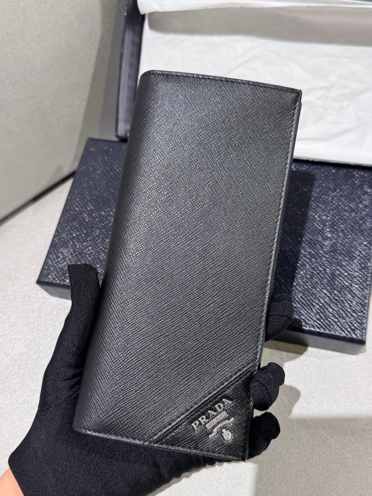 Prada Pre-Owned Authentic Long Wallet Black 2M0836-QME-F0216