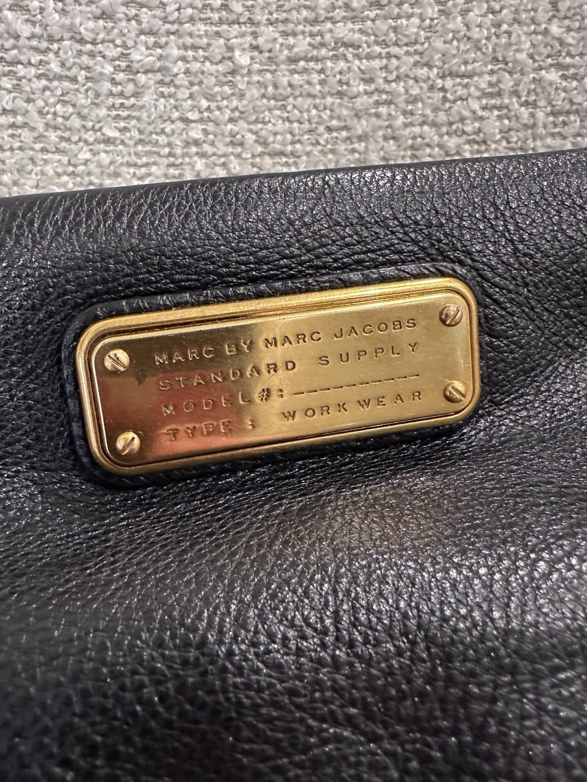 Marc By Marc Jacobs Small Black Pebbled Leather Shoulder / Crossbody Bag – EUC