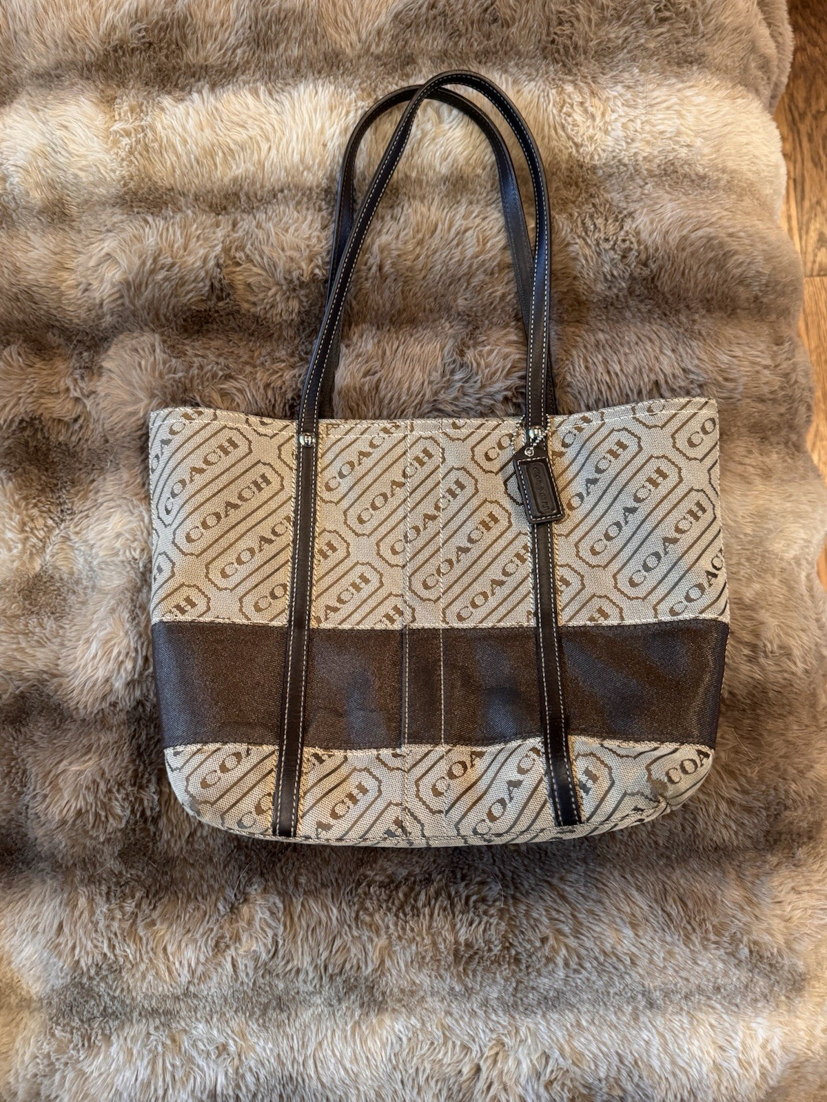 Coach Signature Logo Jacquard Zip Tote Beige/Brown Lined Inner Pockets
