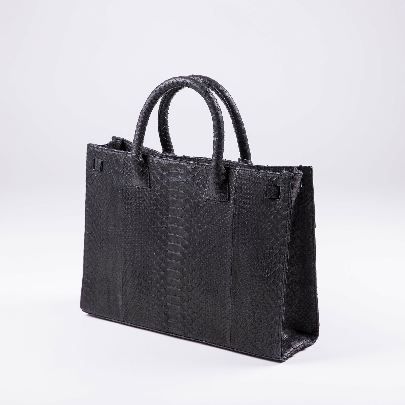 LIKE “H” HANDBAG