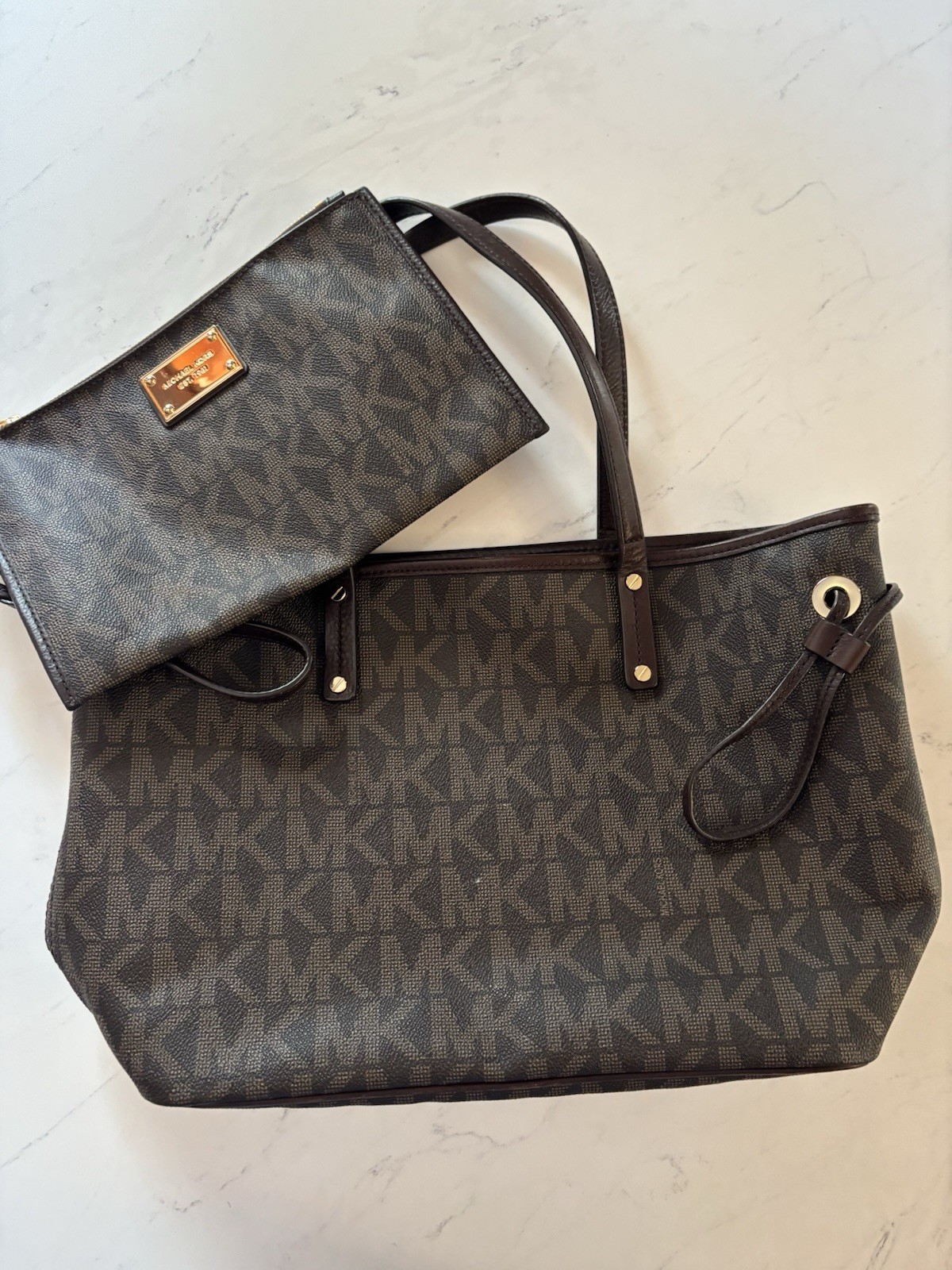 MICHAEL KORS Jet Set Reversible TOTE Bag & Detachable POUCH MK Brown MINT!