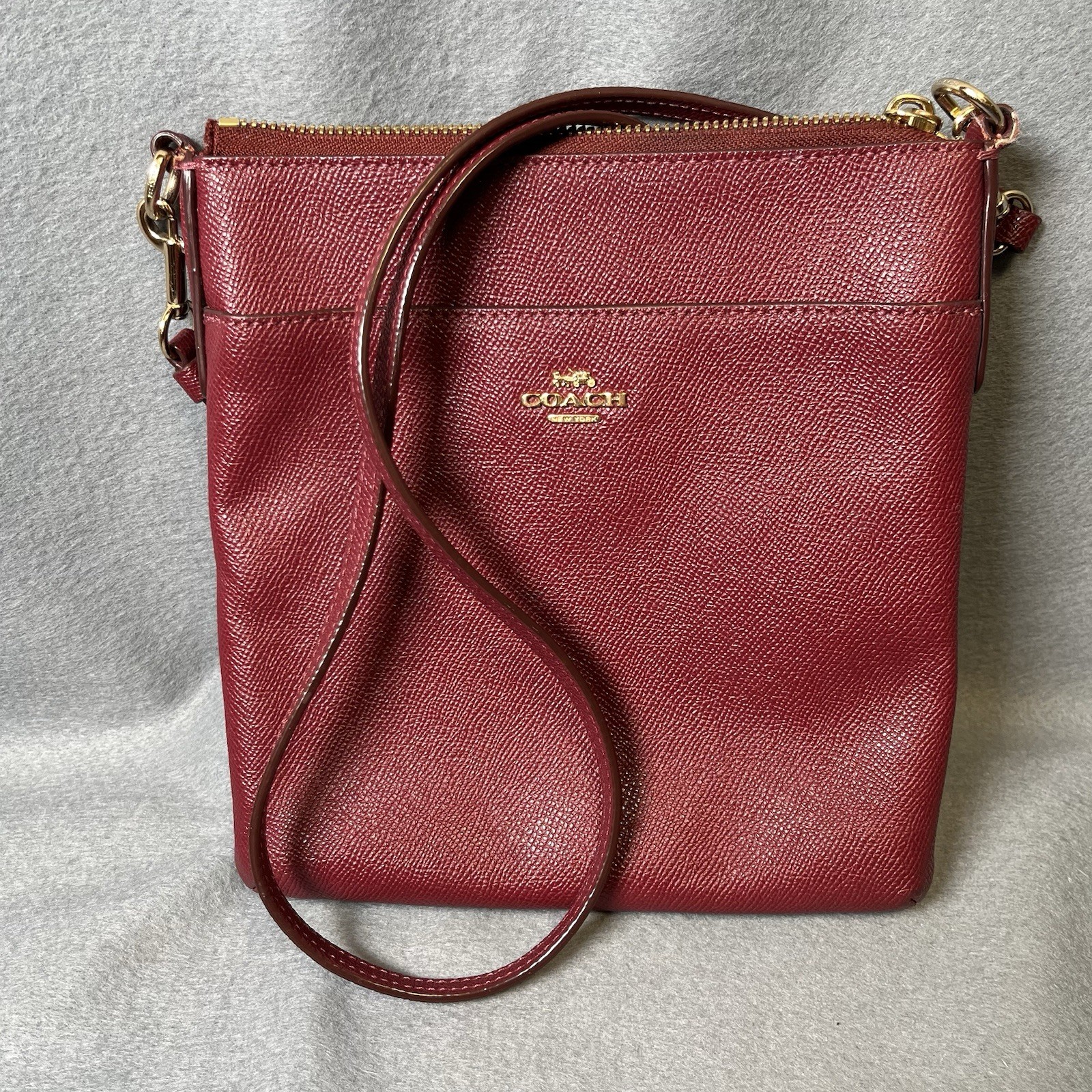 Coach Kitt Messenger Crossbody Bag In RED ORANGE Crossgrained Leather Brass
