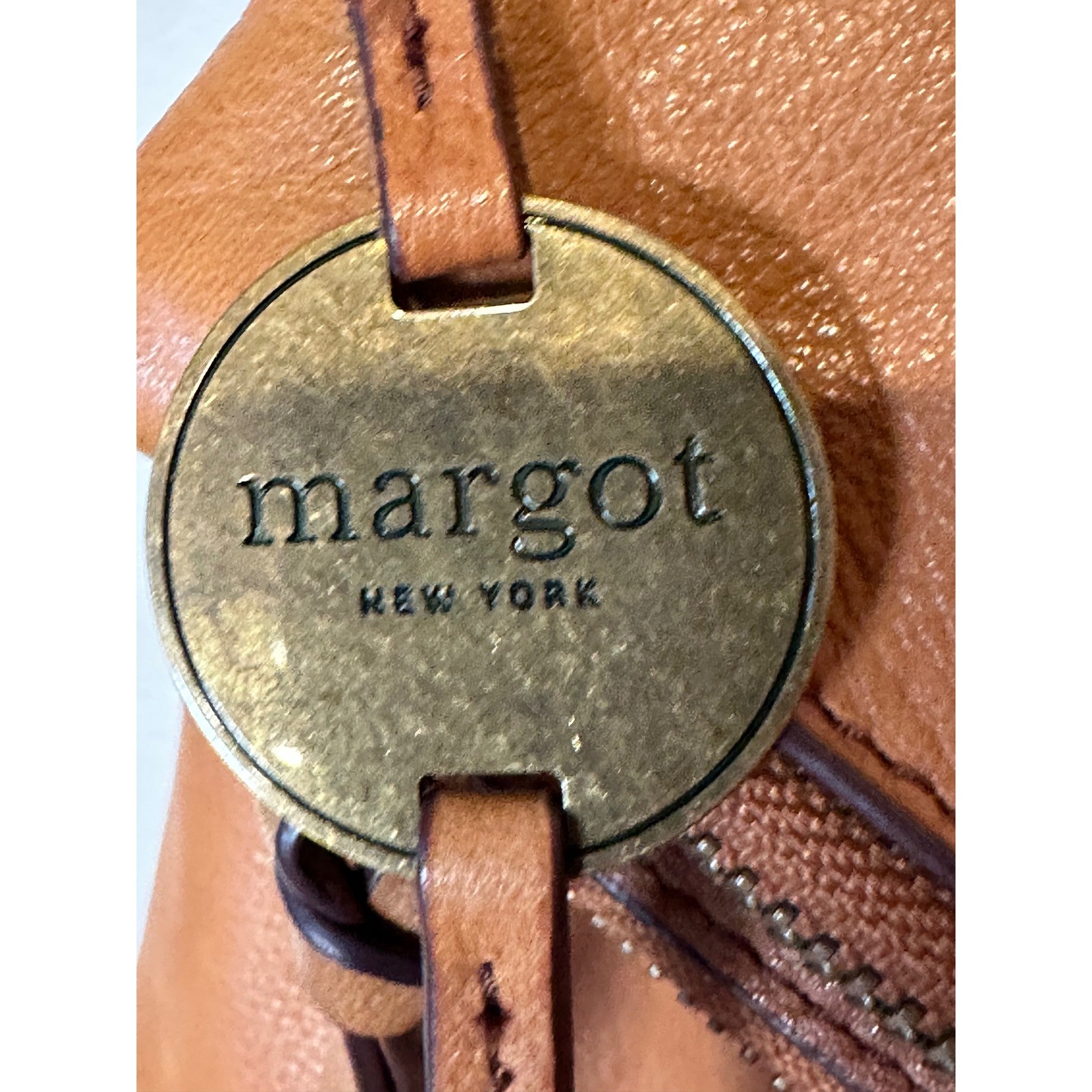 BNWOT Margot New York Tan Leather Foldover Crossbody Bag Brown Messenger Purse