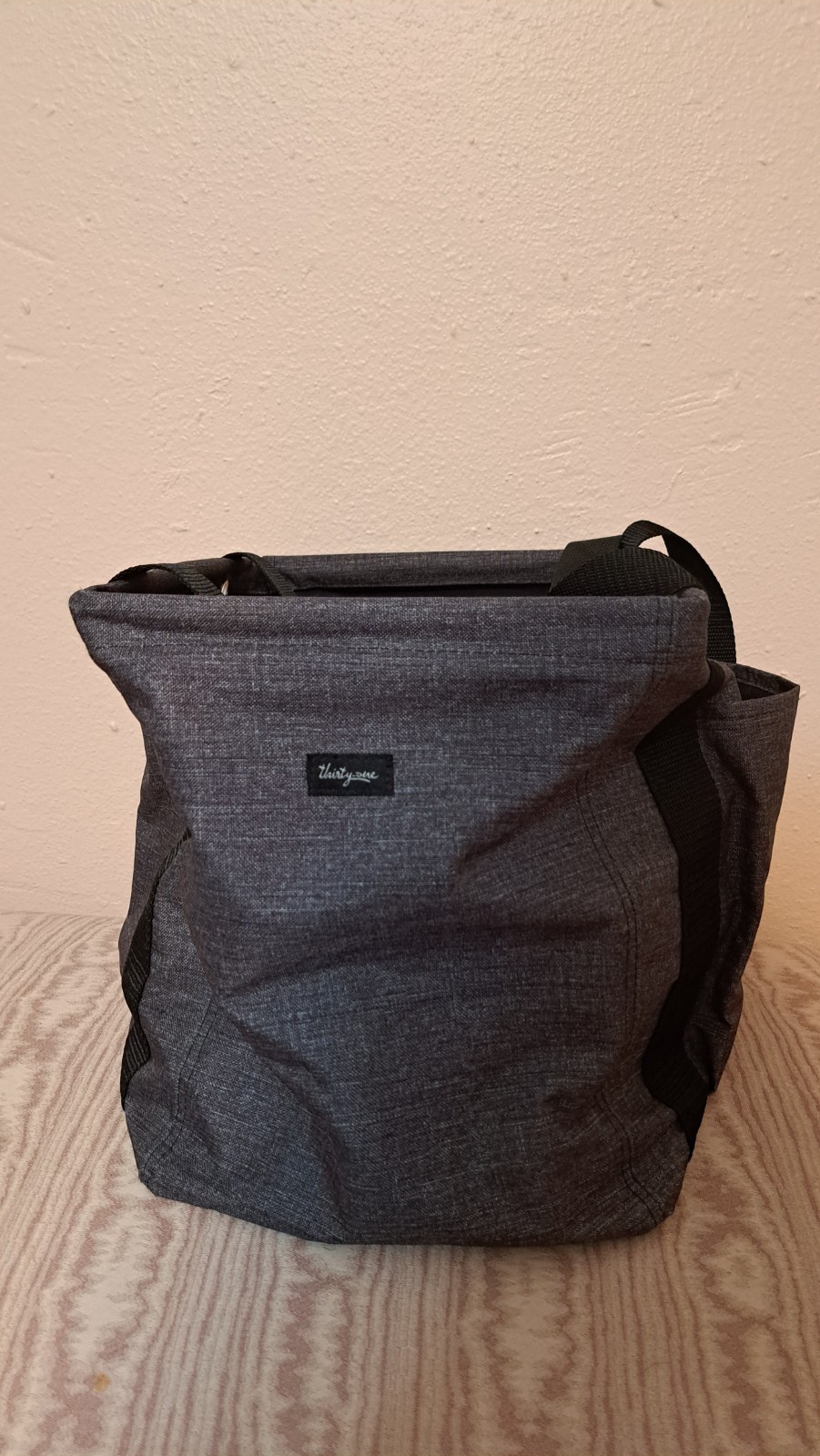 Thirty-One Utility Tote Charcoal Crosshatch Dark Gray Embroidered Dandeline