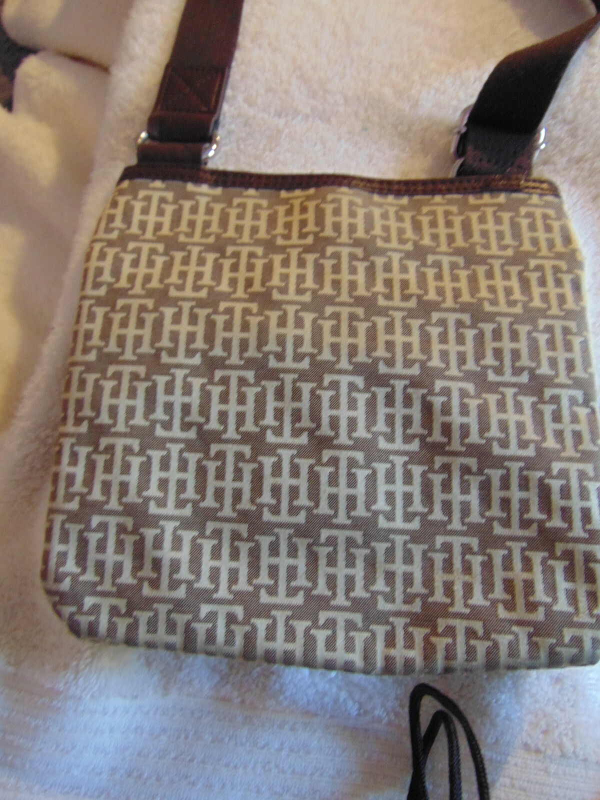 Tommy Hilfiger New York – Crossbody Purse/Shoulder Bag -CLASSIC “T H” Logo Print