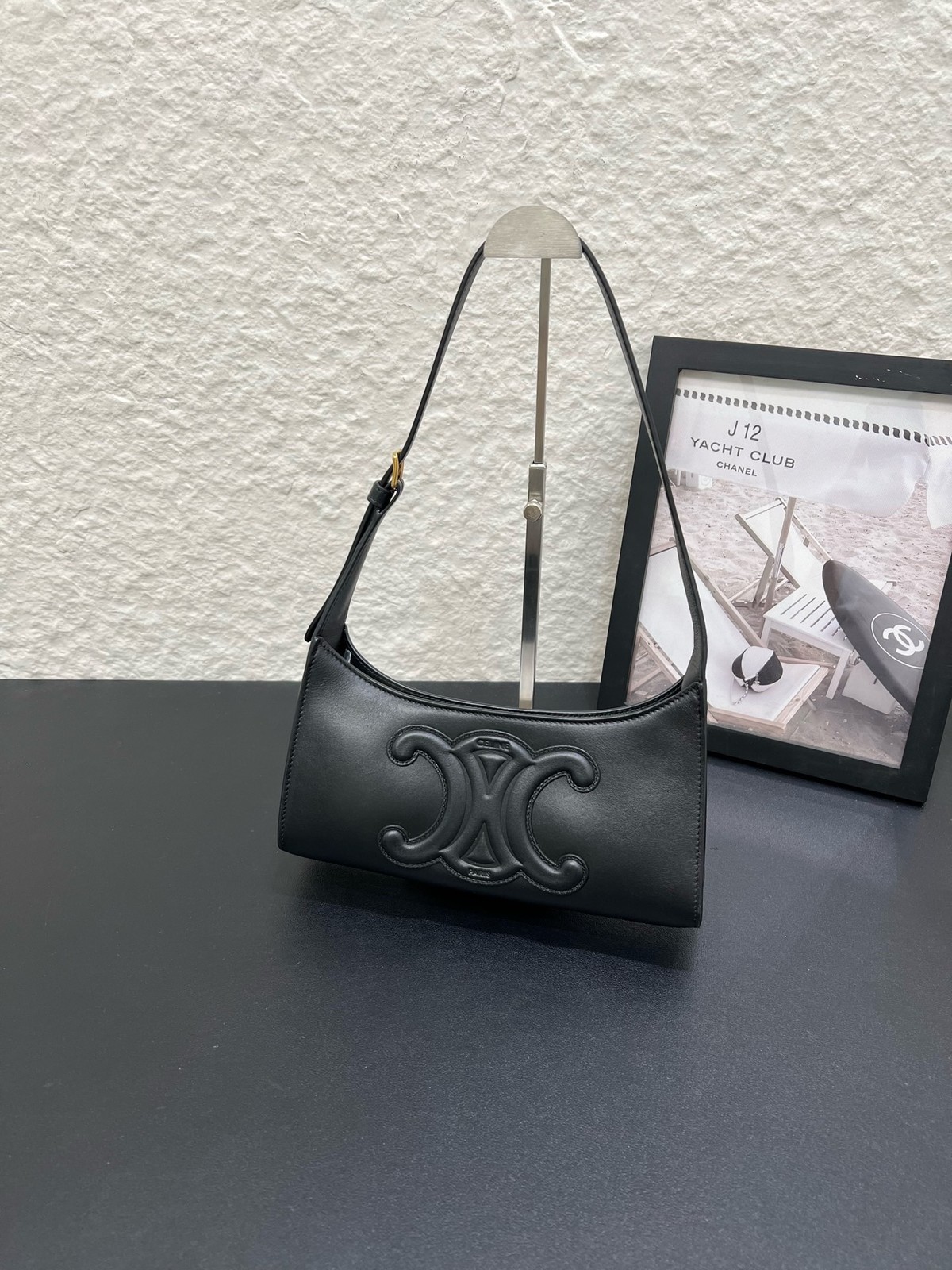 Celine Pre-Owned Authentic Underarm Bag 24×5x13cm Free Tracked Shipping