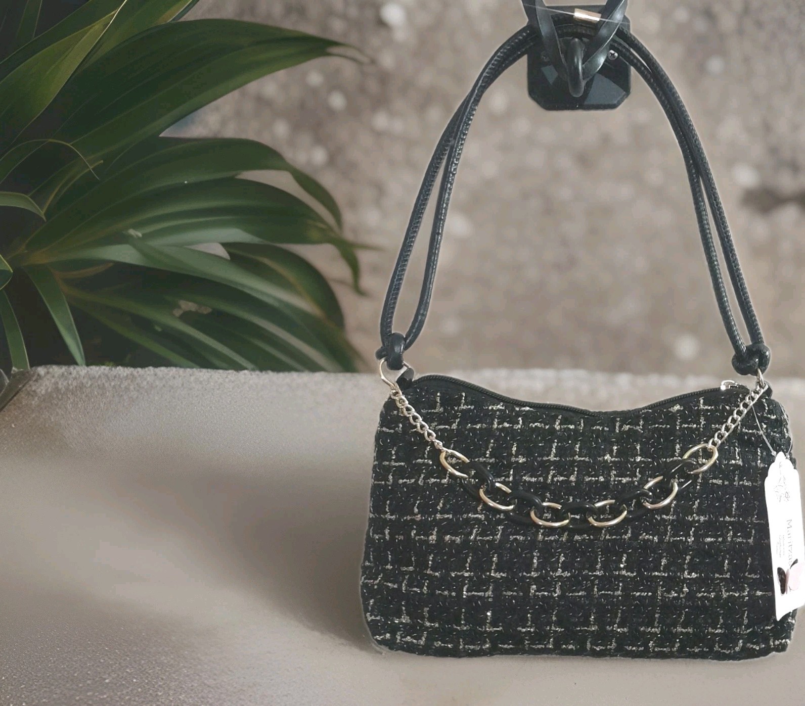 New Black GoldTweedPlaidShoulderBagWith BlackandGoldChain, Zipper, Elegant Theme