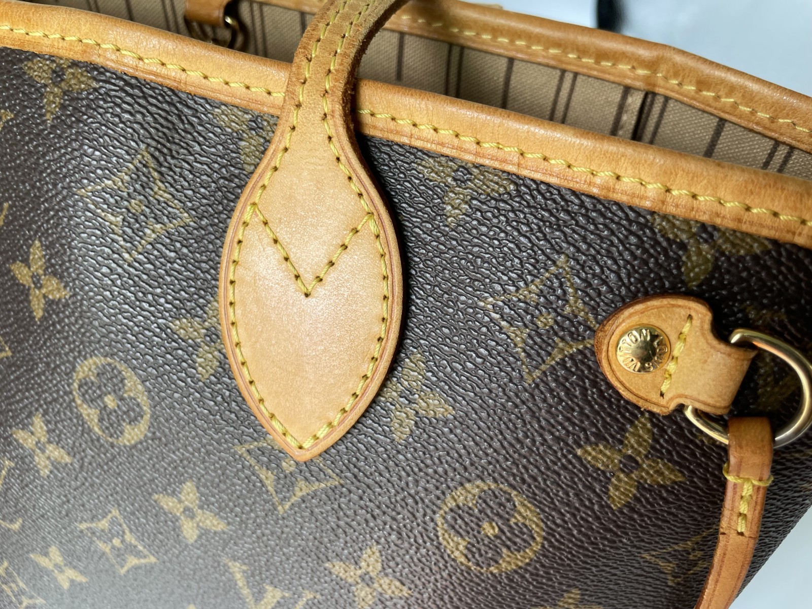 Louis Vuitton Neverfull Monogram Canvas Brown Tote Bag VI3067 M40155 PM