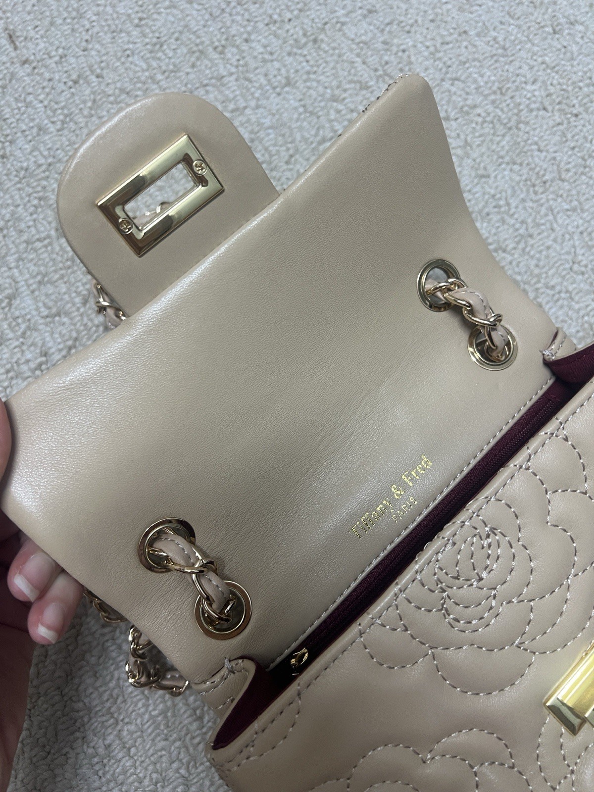 Tiffany & Fred Paris Smooth Leather Crossbody Women’s Tan