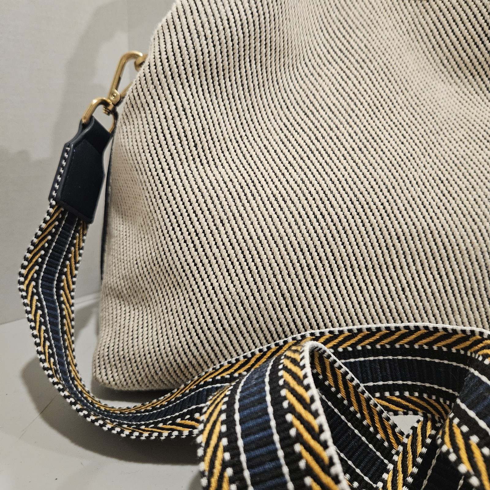 J.McLaughlin Ivory/Navy Woven Canvas Bamboo Handle Crossbody Bag Preppy Perfect