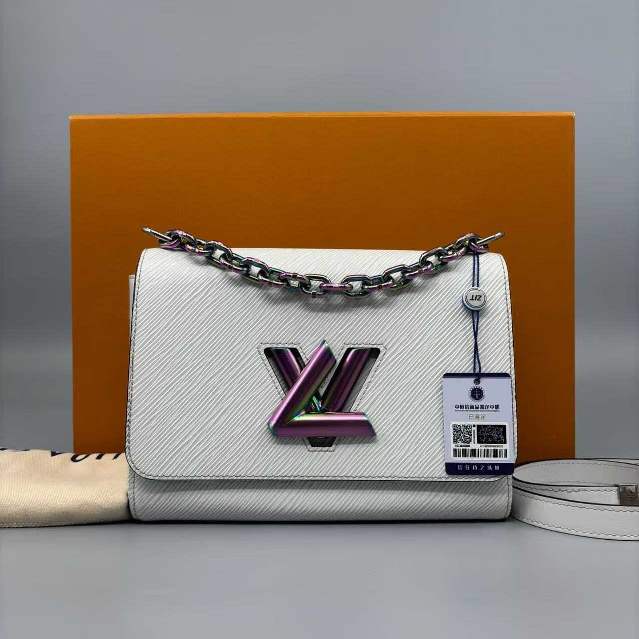 Louis Vuitton Twist MM Shoulder Bag White Eir Leather Iridescent HW Auth