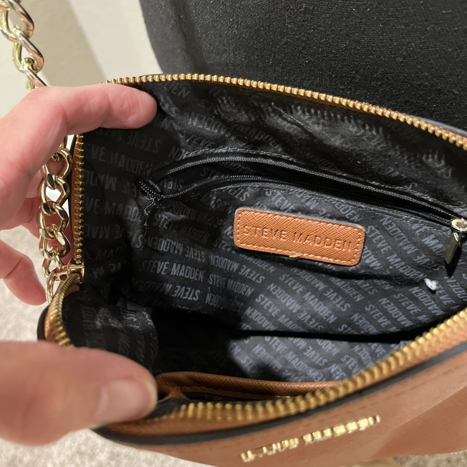 Brown Steve Madden Dome Crossbody Purse Gold Accents BMaggie Handbag