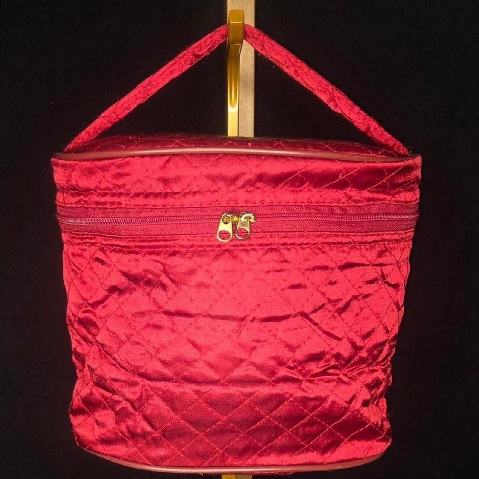Red Quilted Makeup Train Case Cosmetic Travel Organizer Zip Carry Bag