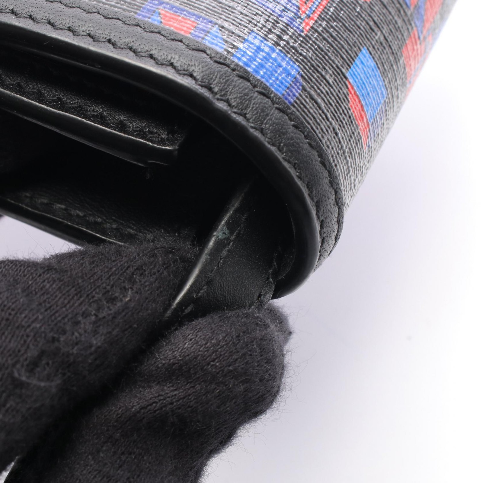 Gucci Square G Space Coated Canvas Shoulder Bag – DUTY FREE