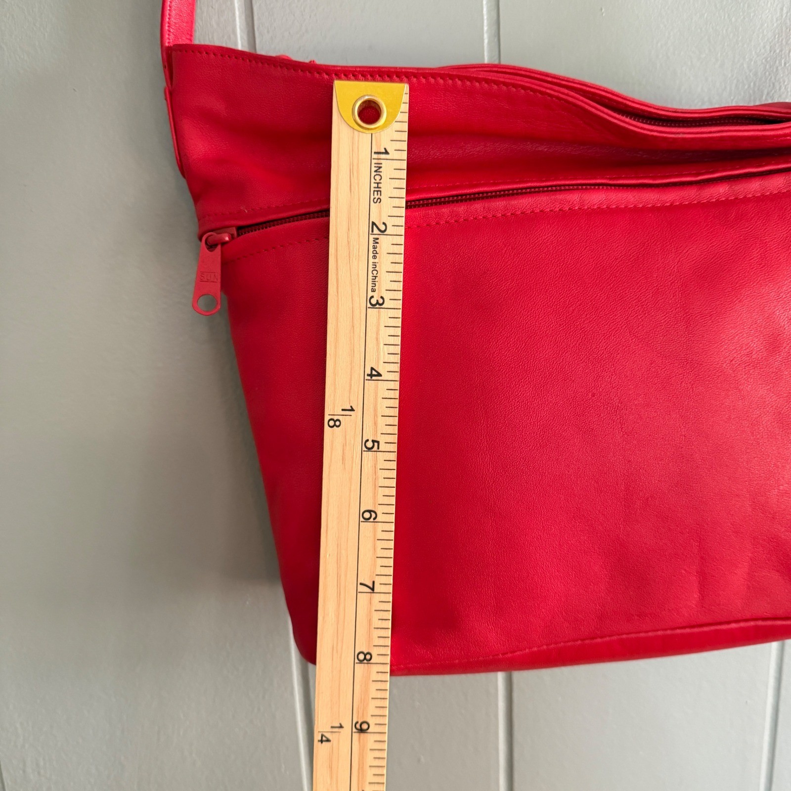 Vintage 80s Red Genuine Leather Shoulder Crossbody Bag Valencia Deadstock Korea