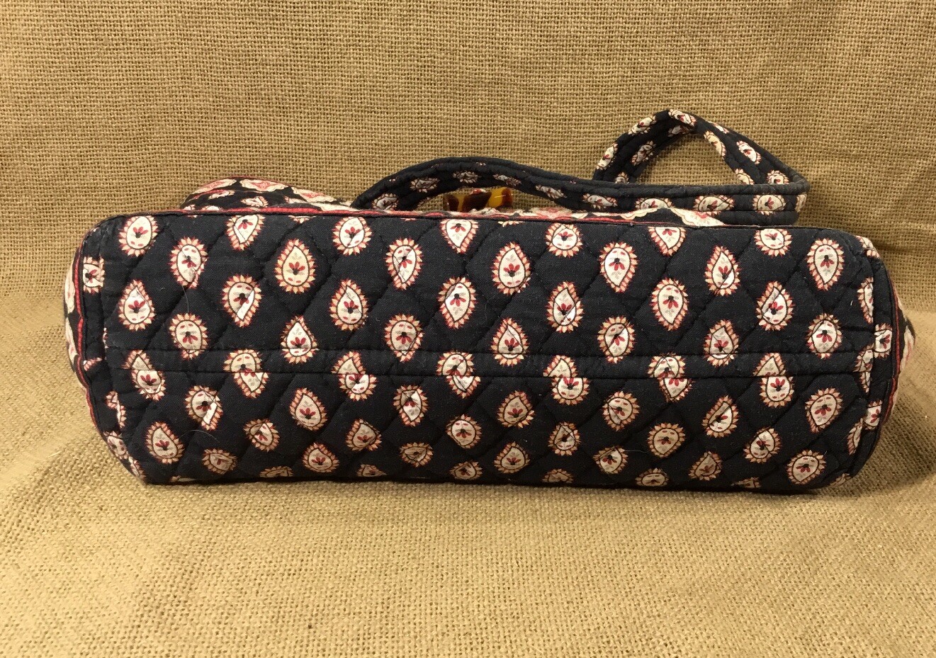 Vera Bradley Medium Tote Satchel Purse Black/Red Floral Toggle Button Closure
