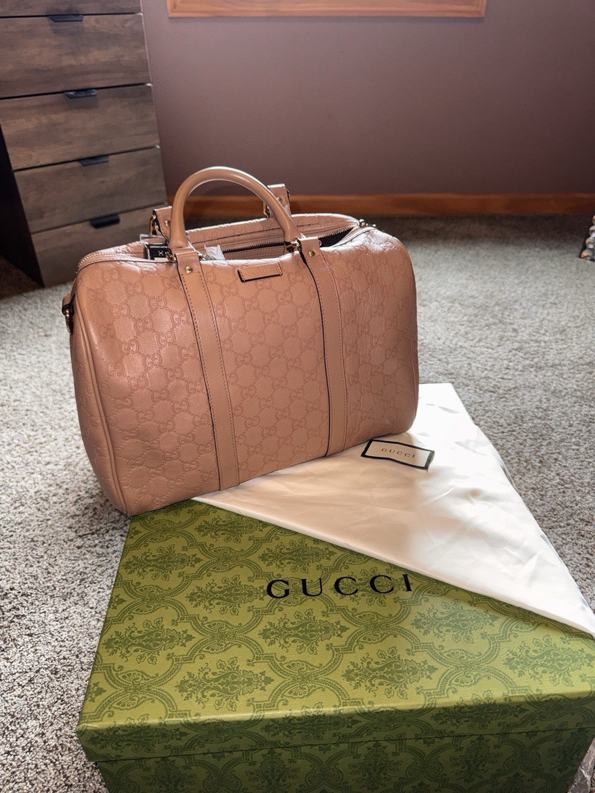 Gucci Women’s Pink GG Leather Joy Boston Top Handle Zip Bag w/ Dust Bag & Box