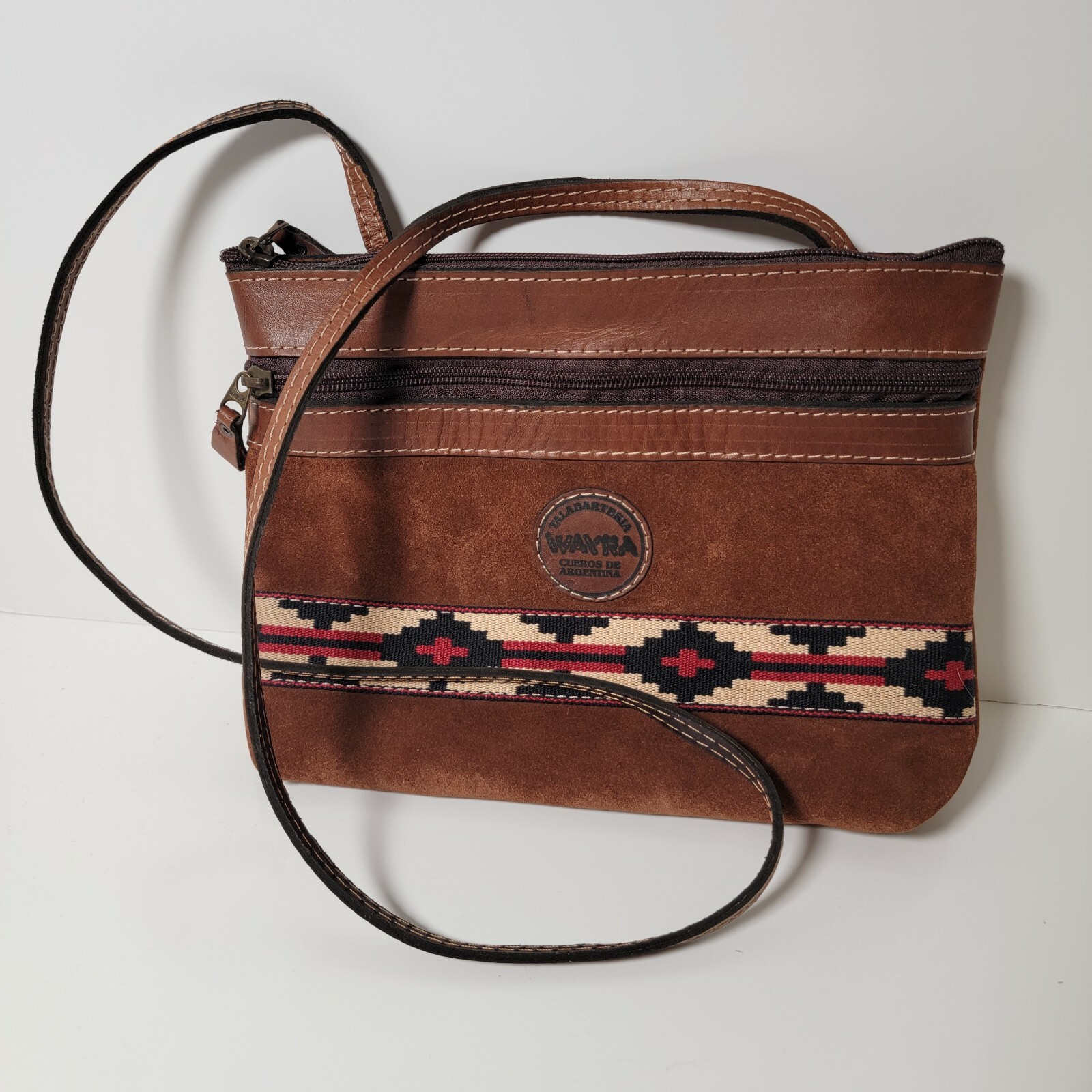Talabarteria Wayra Small Leather Shoulder Bag w 2 Zippered Pockets Approx 10″x8″