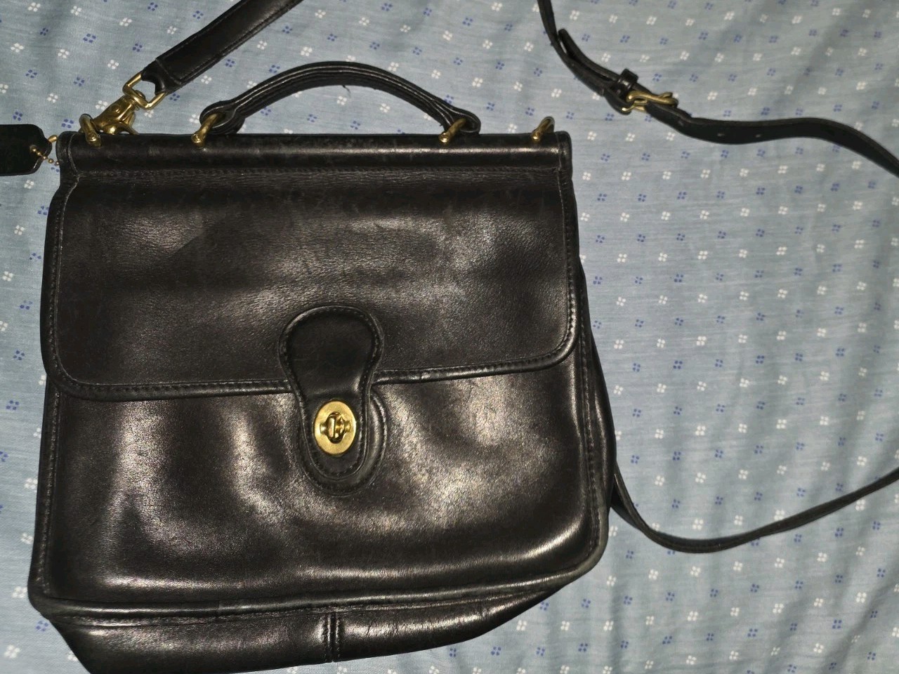 Coach Willis Bag M0651-F09927 Black Leather w Adjustable Strap & Hangtag