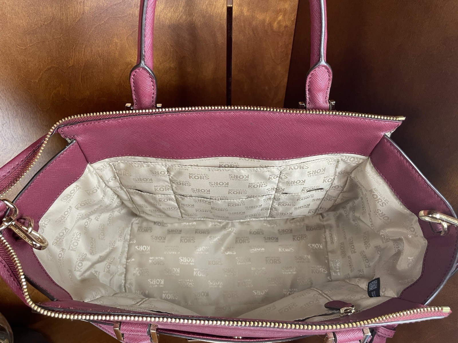 Michael Kors Hudson Medium Satchel | Burgundy & Cream Signature Logo Crossbody