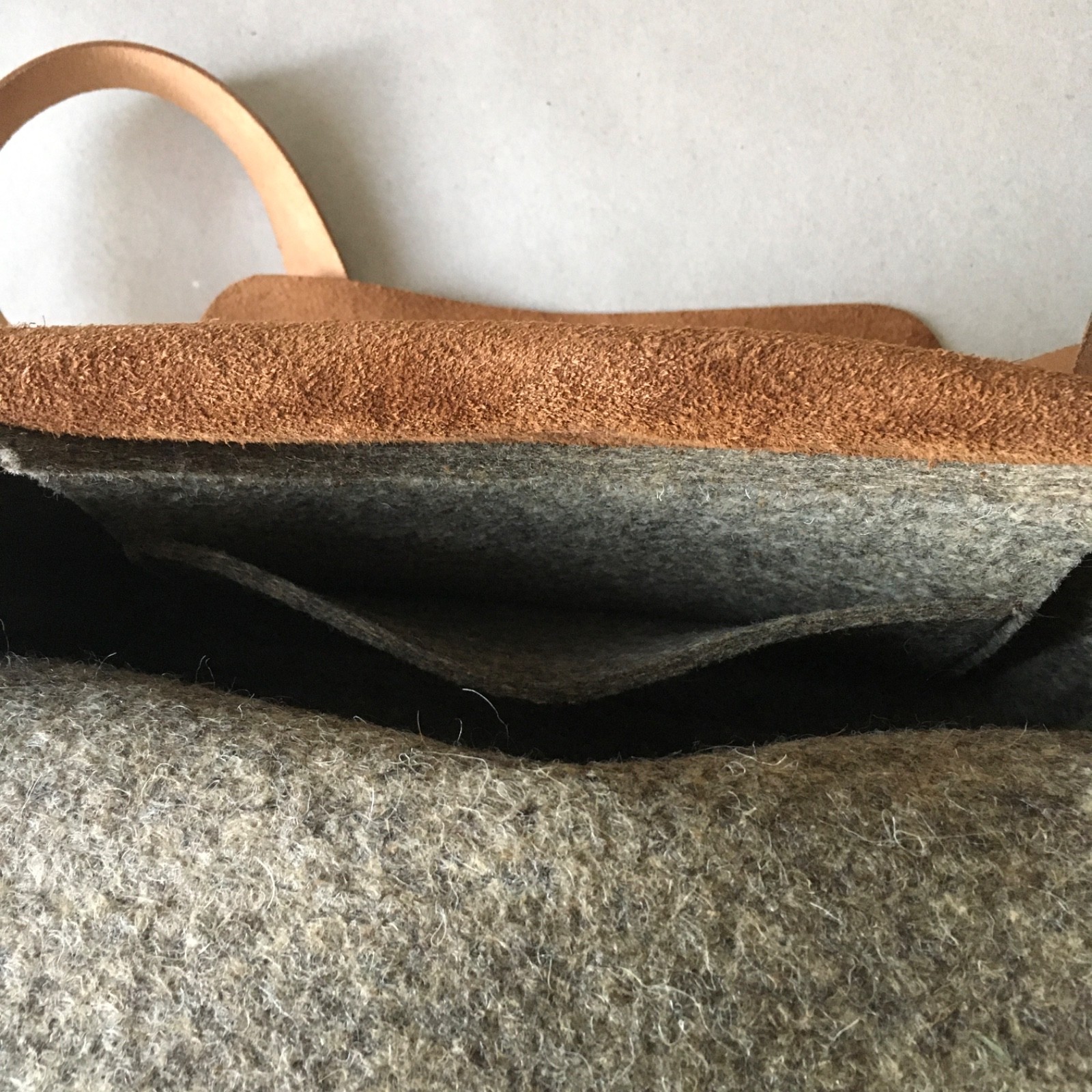 Crossbody knitting bag, leather and felt small bag, minimalist handbag NEW