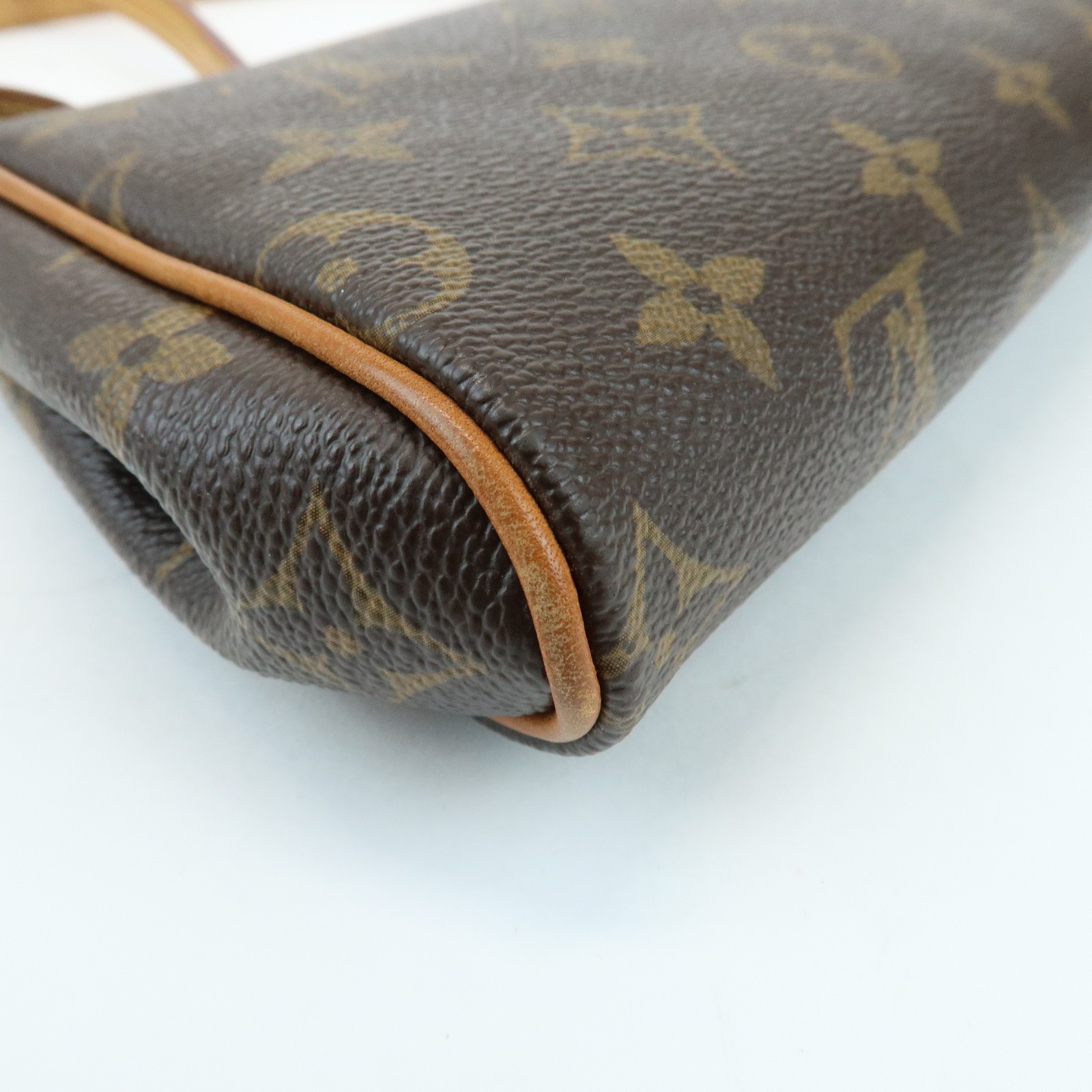 Louis Vuitton Monogram Eva 2Way Chain Shoulder Bag Pouch M95567 Auth Used F/S