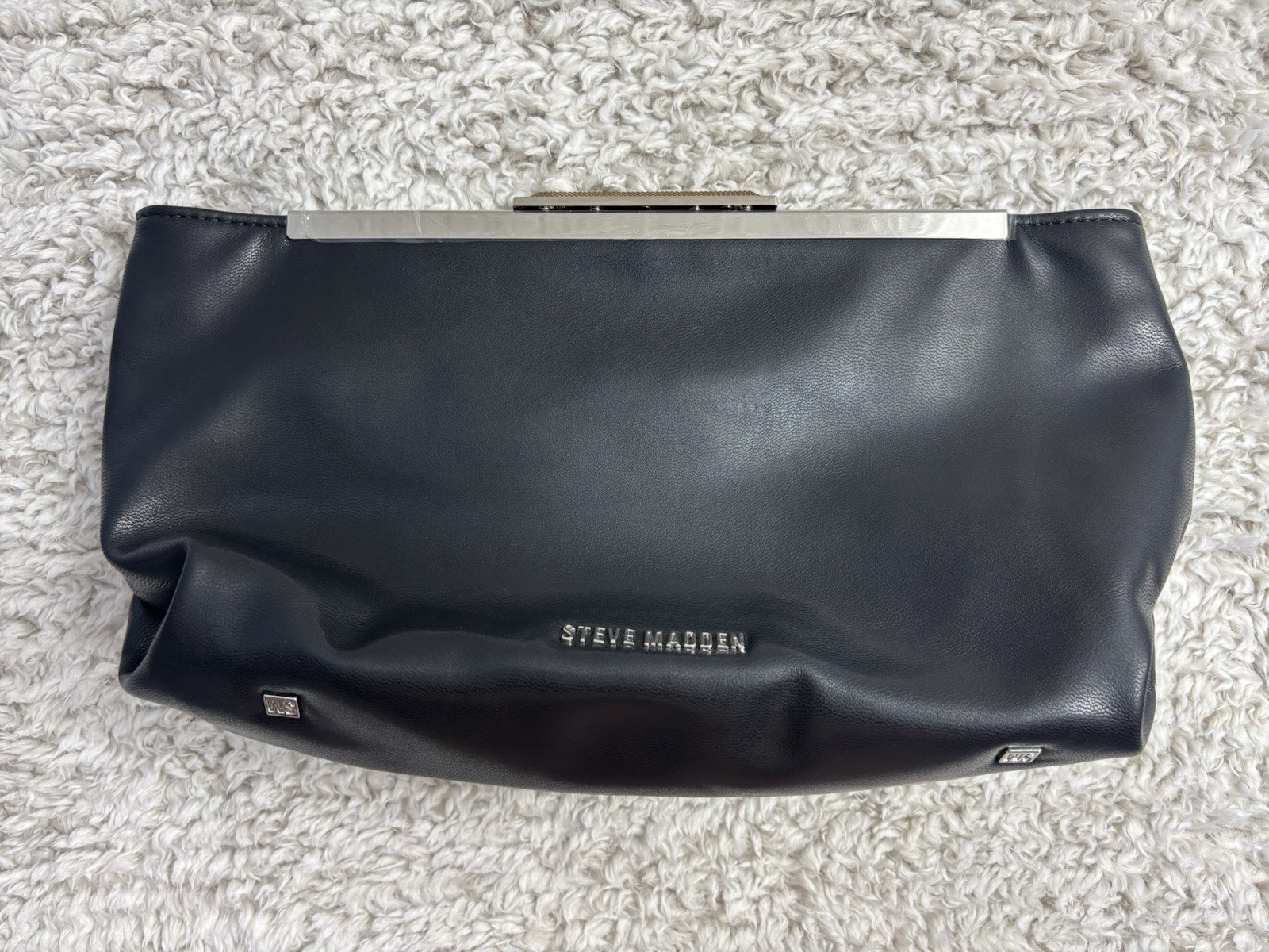 Steve Madden Antoni Soft Oversized Clutch Black Faux Leather Detachable Hex Clip