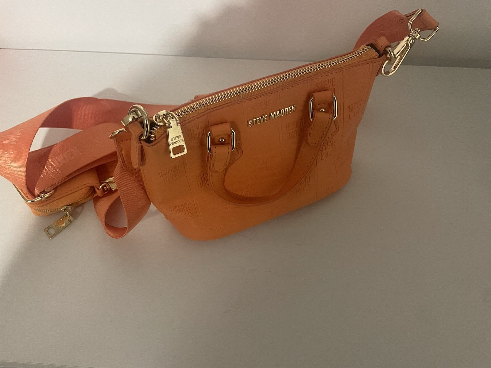 Steve Madden Orange Embossed Logo Small Satchel Crossbody, Zip, Pouch Gold