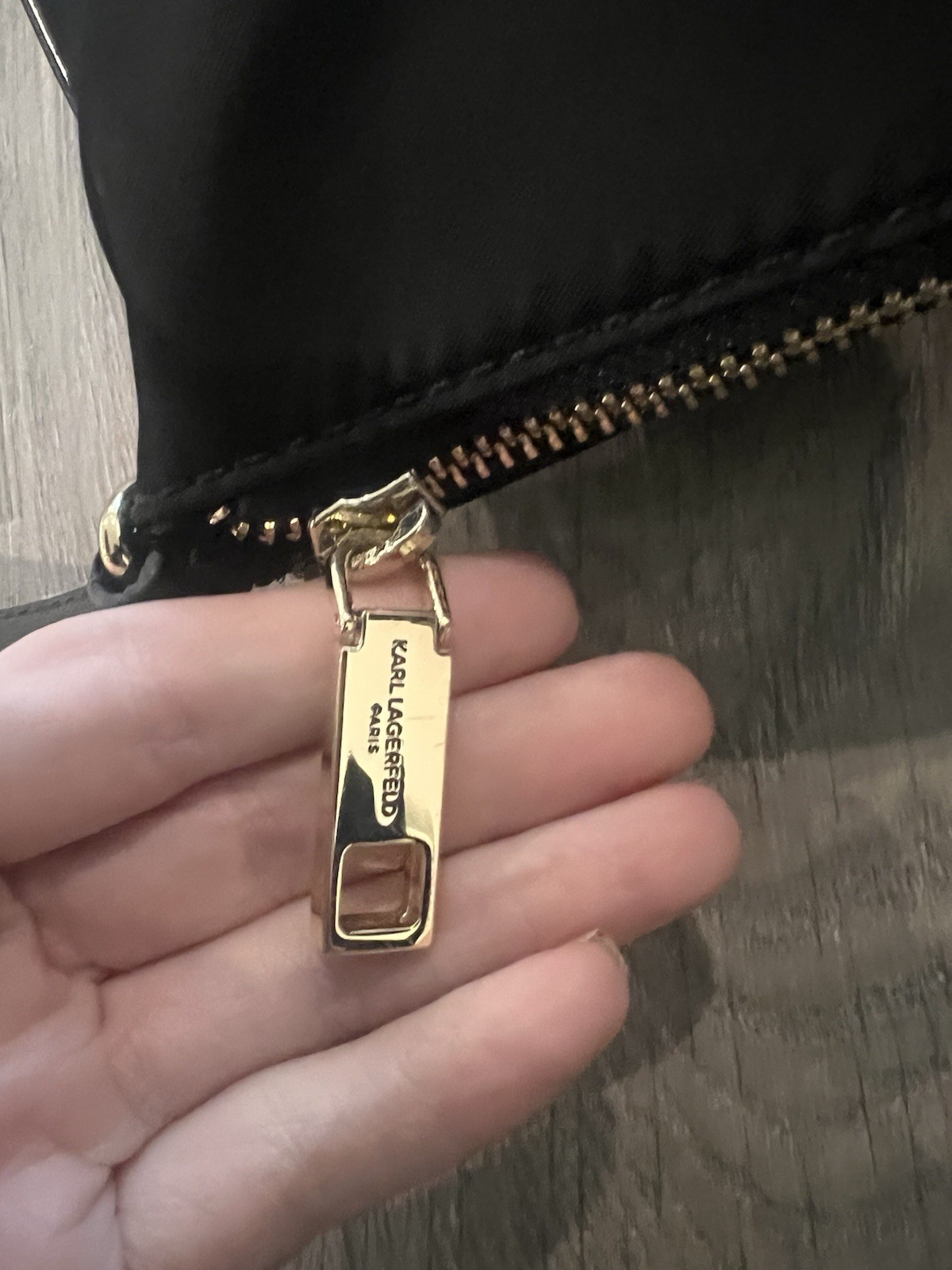 KARL LAGERFELD PARIS Women’s Black Shoulder Bag Bow Zip Closure Gold Hardware
