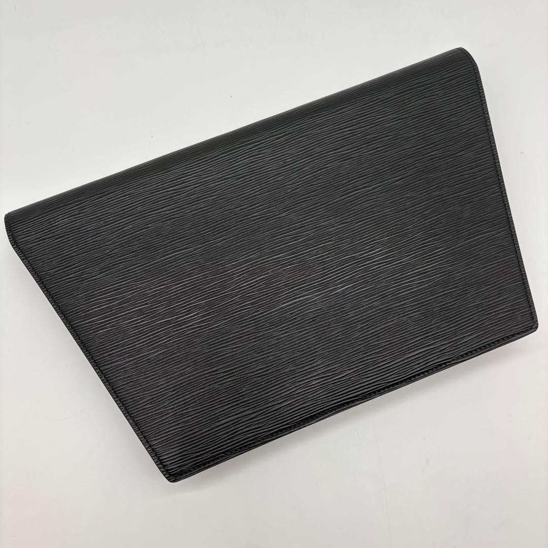 Louis Vuitton Epi Trapeze Clutch Bag Black Leather Unisex Excellent