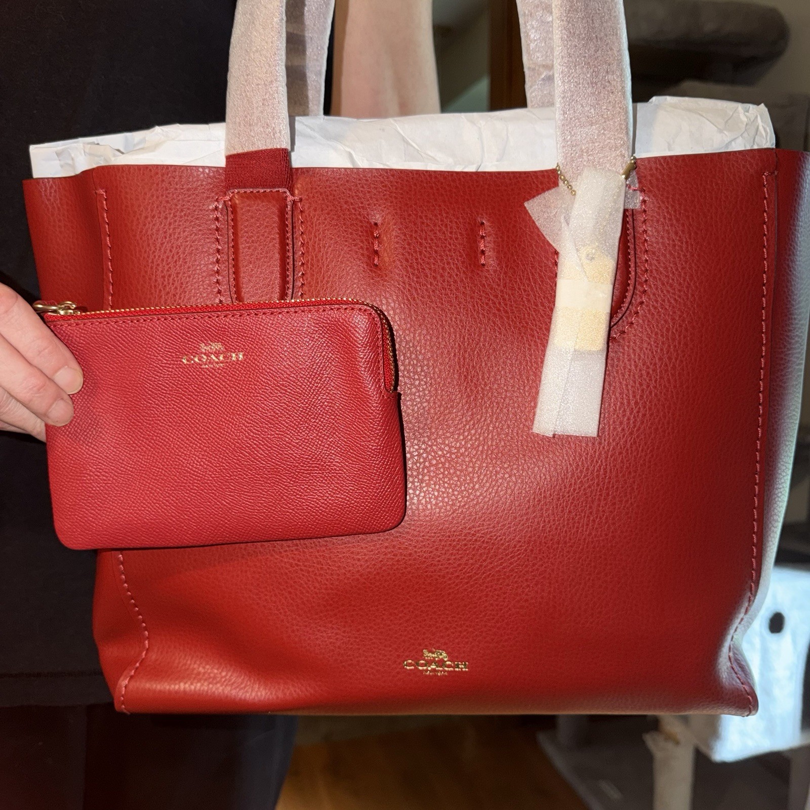 Coach Large Red Pebbled Tote Gold Hardware w/ Matching Wristlet