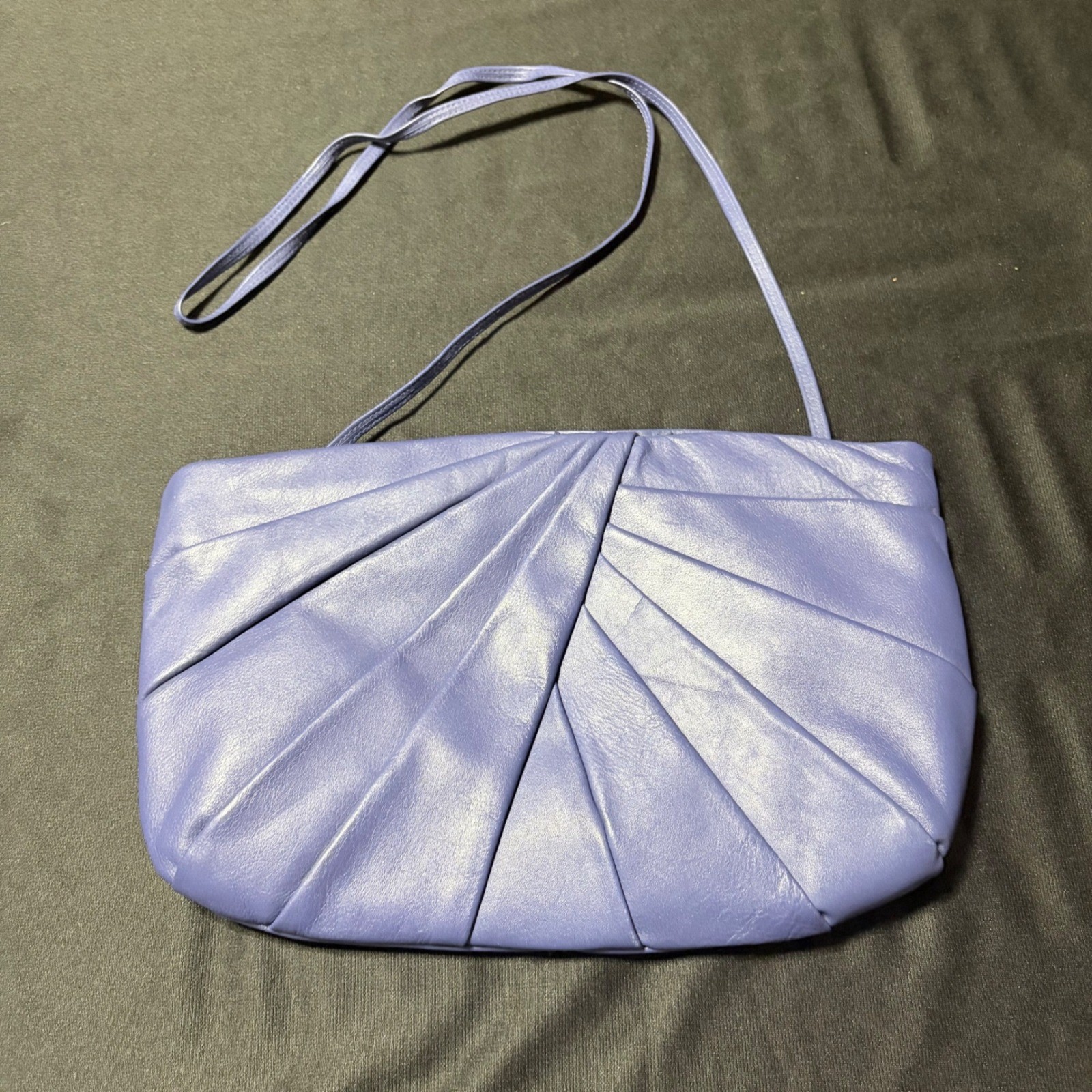 Vintage Amanda Smith Periwinkle Blue Leather Pleated Clutch Shoulder Bag Purse