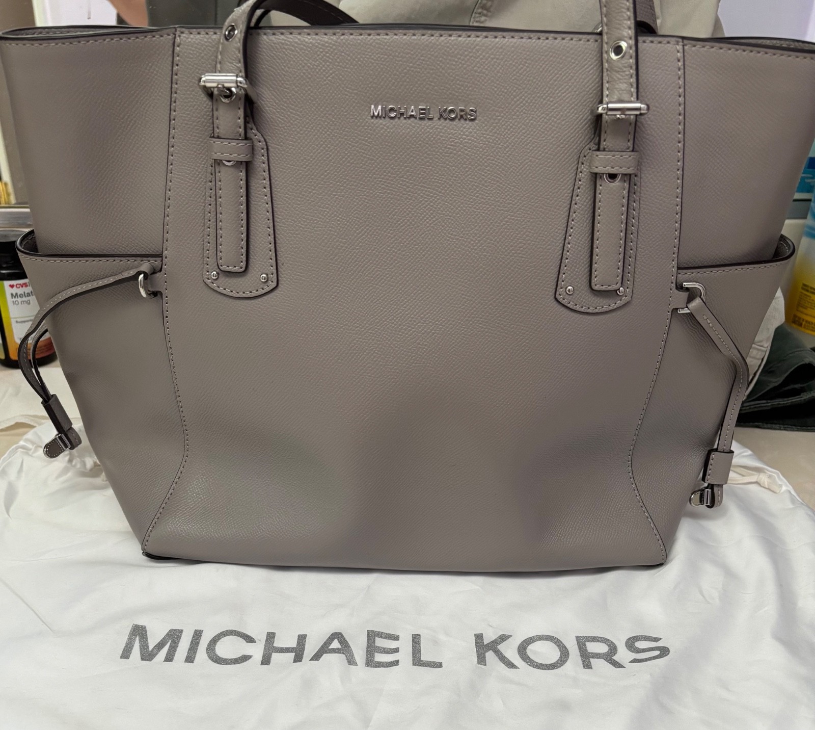 Michael Kors Large Voyager Tote Purse