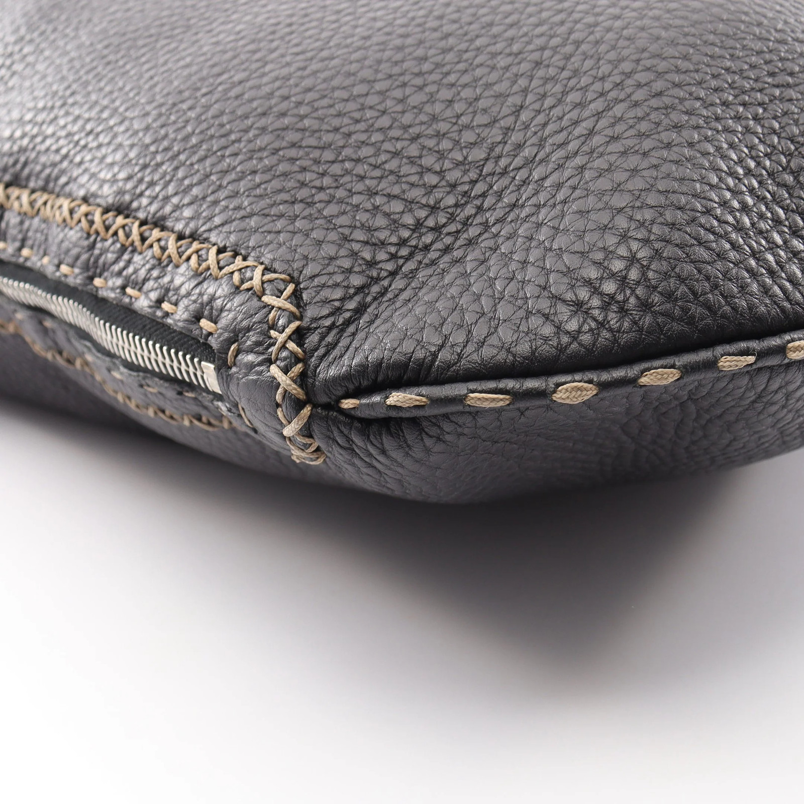 Fendi Shoulder Bag Black Leather #RCB13683