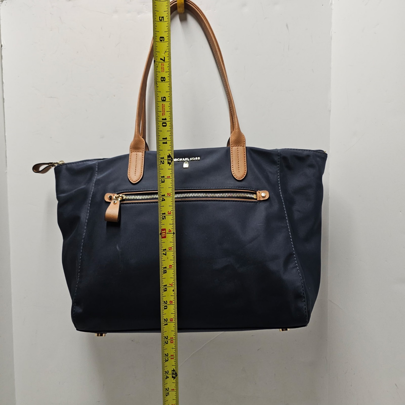 Michael Kors Kelsey Medium Tote Blue Nylon Travel Bag Luggage Sleeve Clean EUC