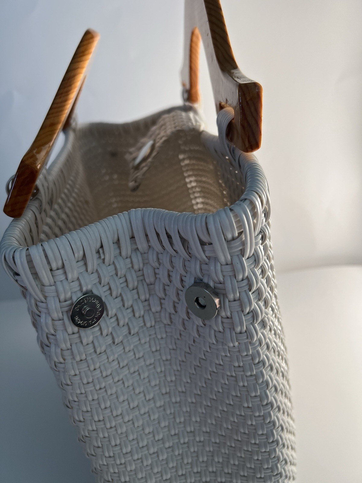 White Woven Top Handle Tote bag Wooden Handles Button Closure Silver Hardware