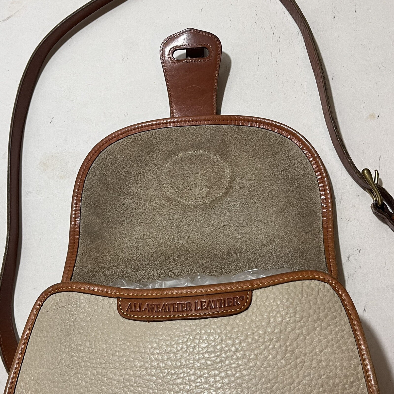 Vintage Dooney & Bourke Purse R25 Medium Essex Bone British Tan Leather