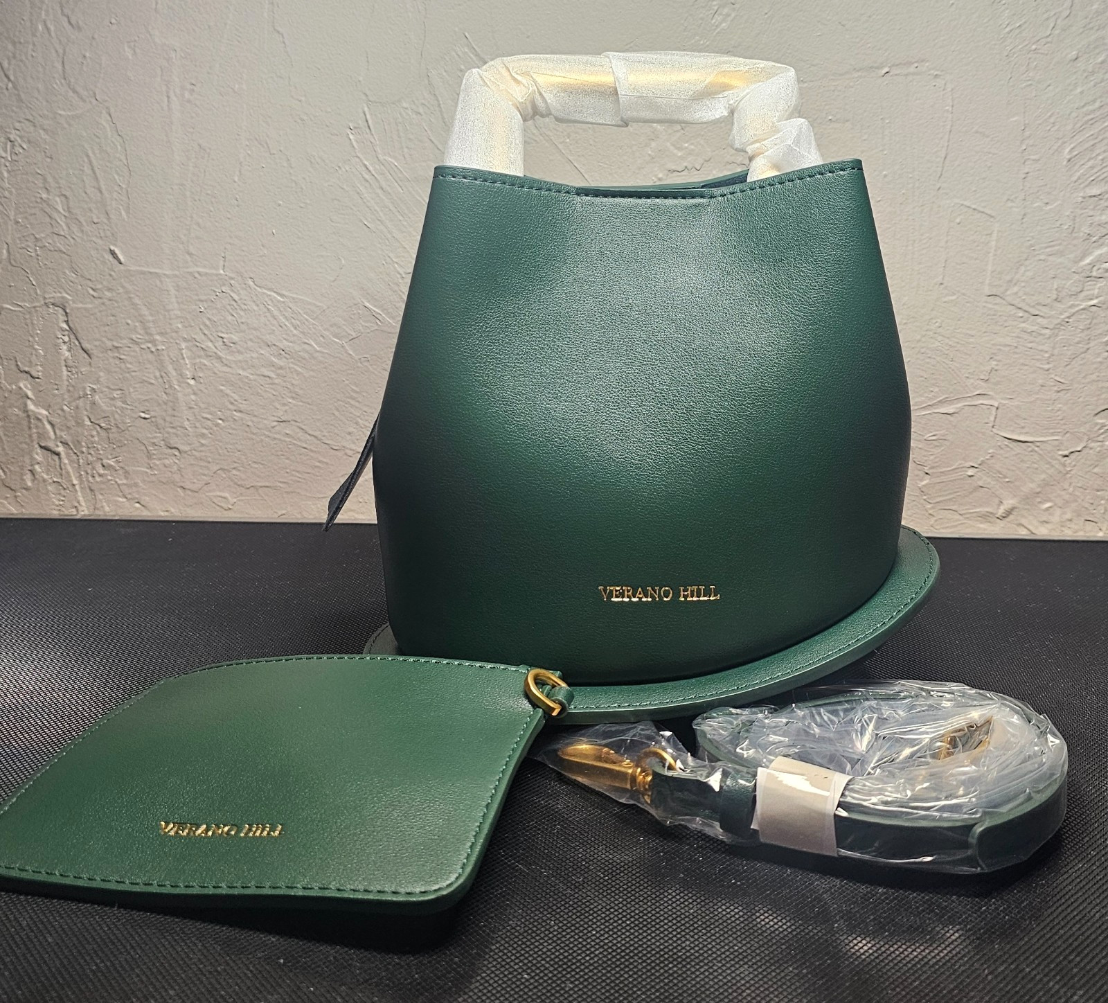 Verano Hill Vienna Handbag Green Genuine Leather With Strap and Coinpurse NEW
