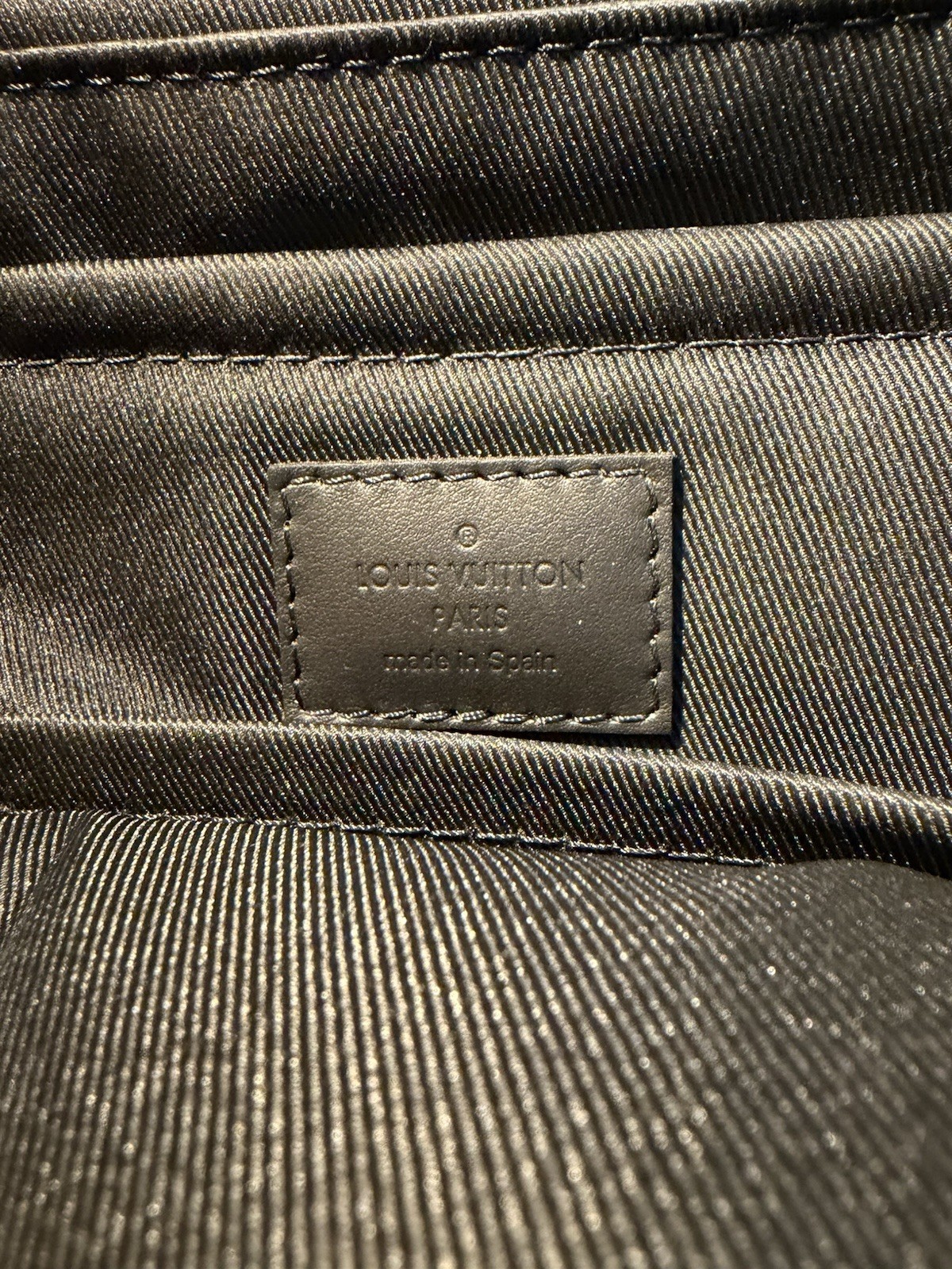 Louis Vuitton S Lock Monogram Taurillon Leather briefcase w/ Detachable Strap