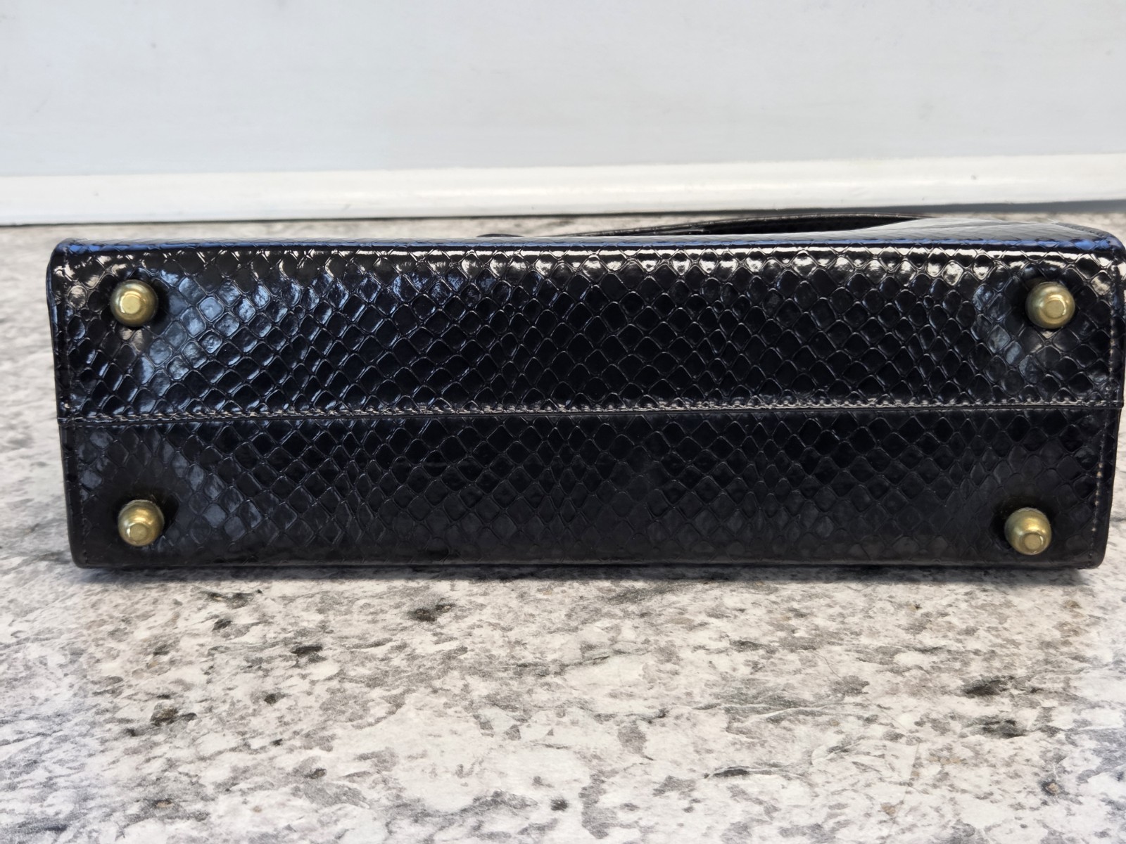Vintage Black Vegan Leather Snakeskin Top-handle Structured Purse w/ Bow Detail