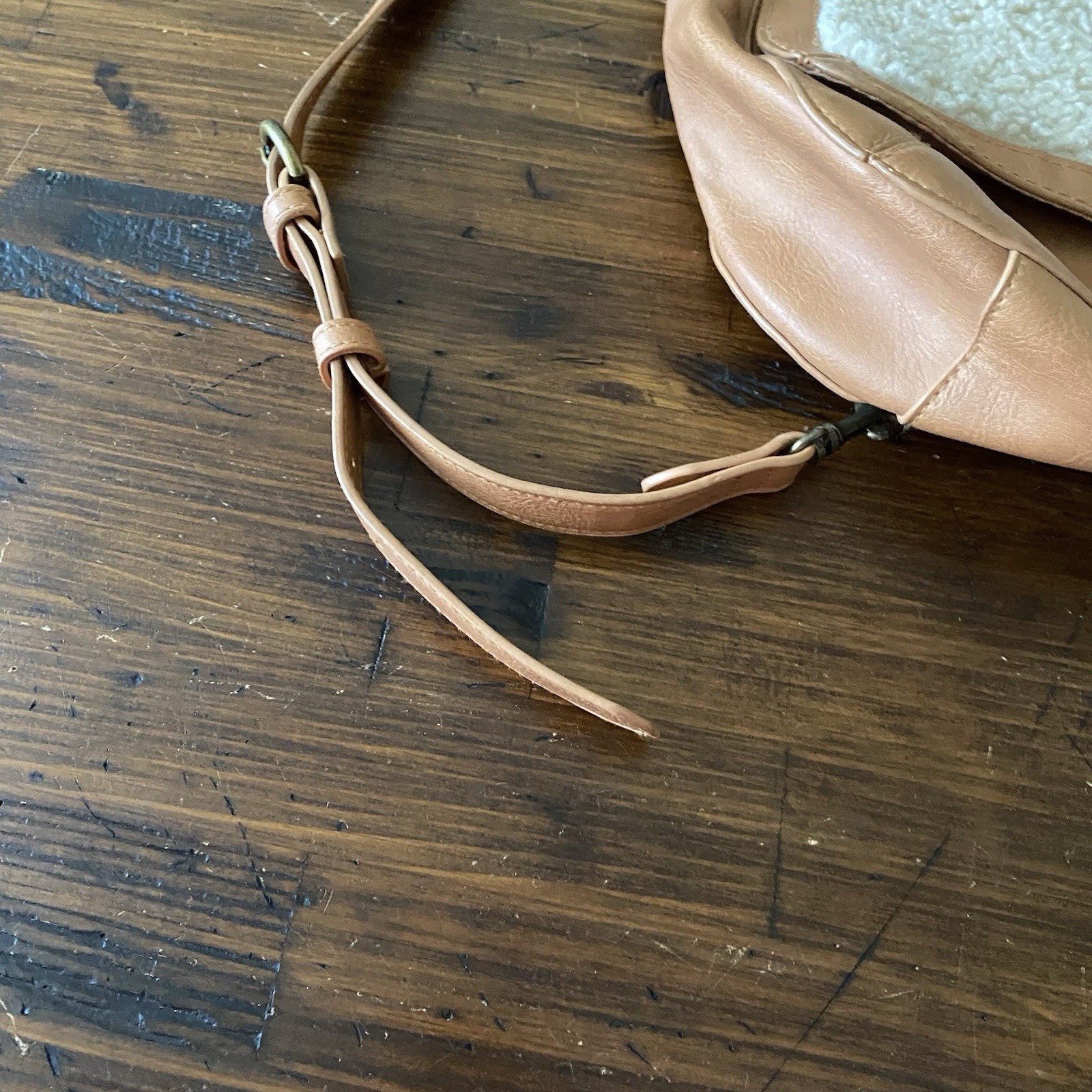 Universal Thread Tan Faux Leather Sheepskin Backpack Bag 12 x 13in Purse Case