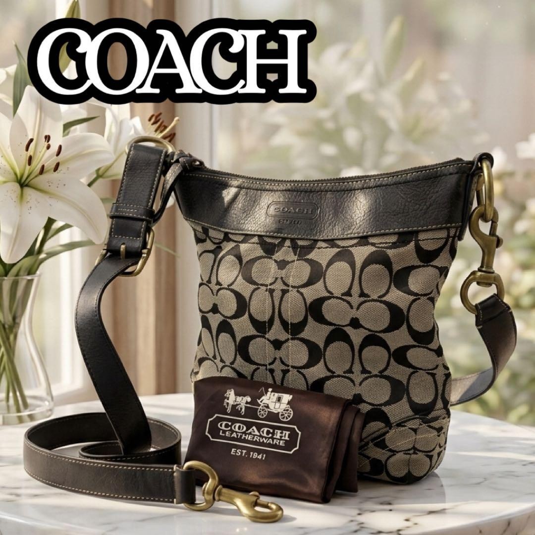 COACH Shoulder Signature Shoulder Bag Standard Size Duffle Black with Dust Bag