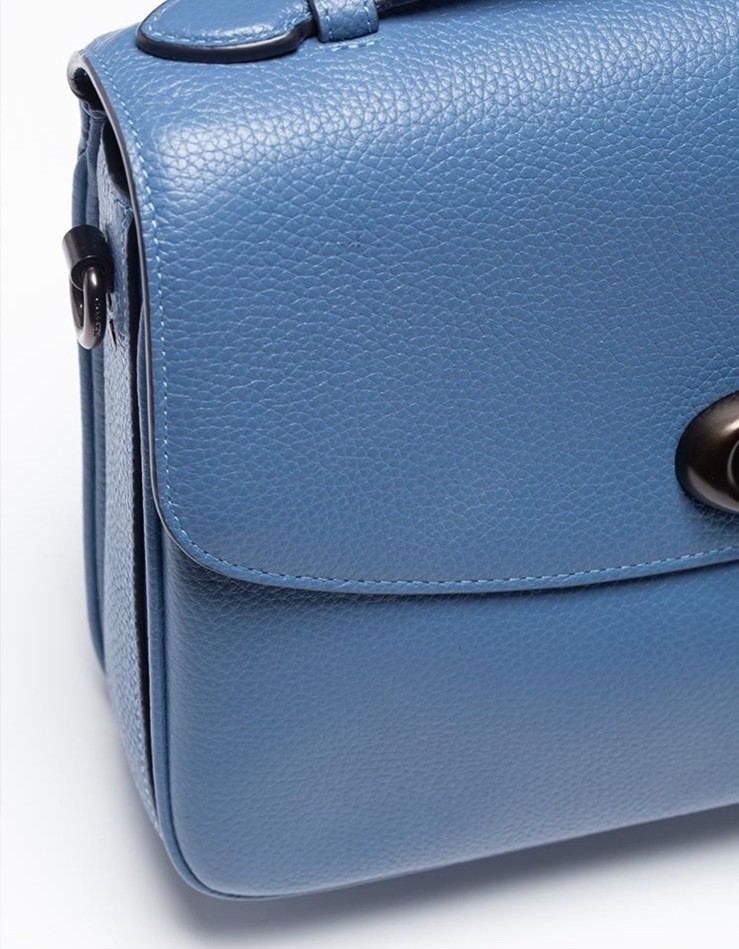 New – Coach Cassie 26 Crossbody Bag Stone Blue – Pebbled Leather – Style 68348