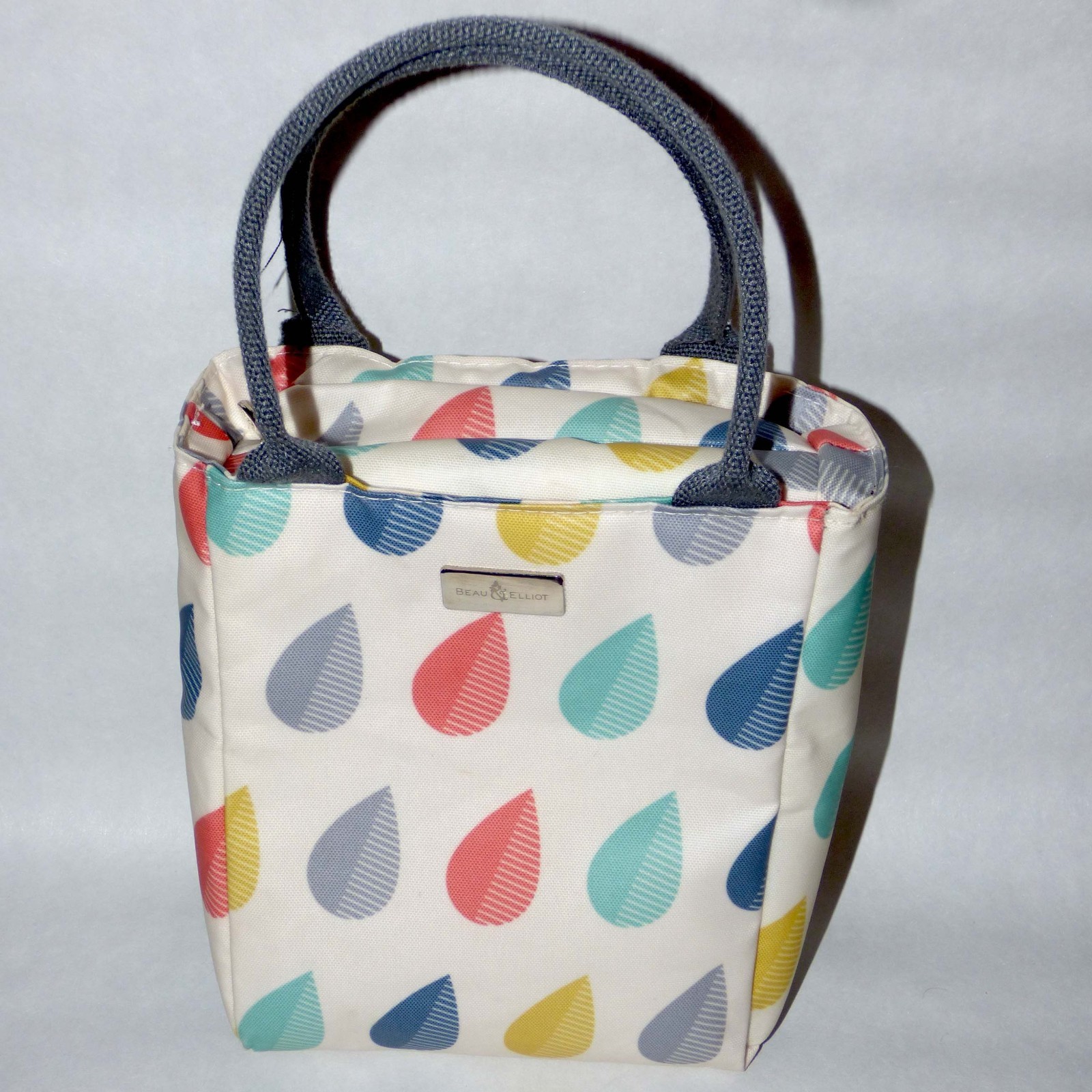 Beau & Elliot Vibe Insulated Lunch Bag Raindrop Pattern 9.8×7.5×3.9″