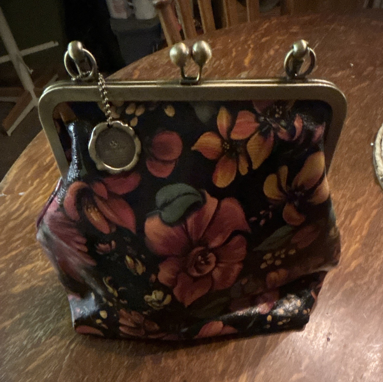 Floral Kiss Lock Clutch Wristlet Zip Pocket Gold Hardware Black Red Multicolor