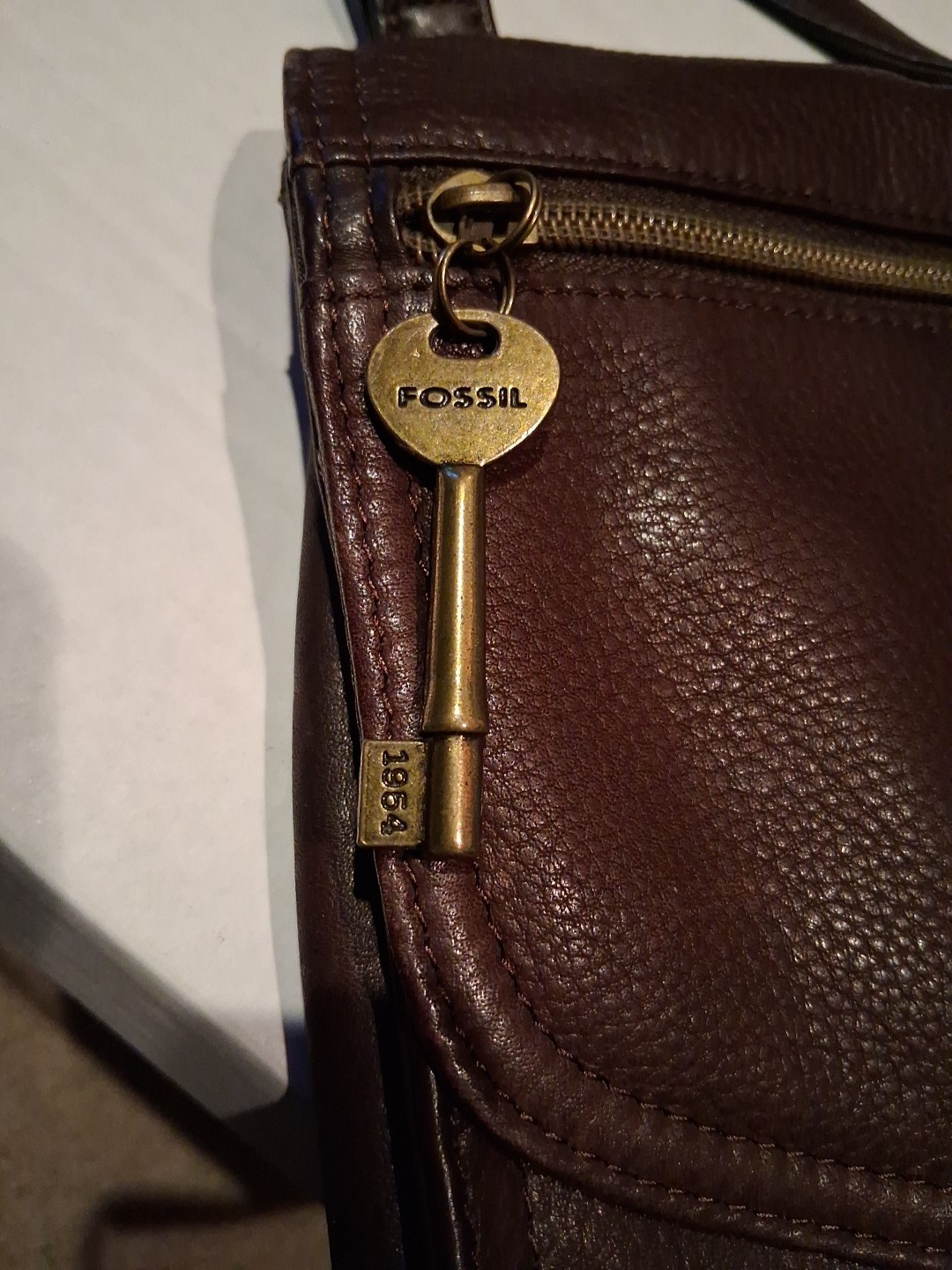 Fossil Purse 75082 Brown Pebbled Leather Adjustable Crossbody Bag Key Vintage