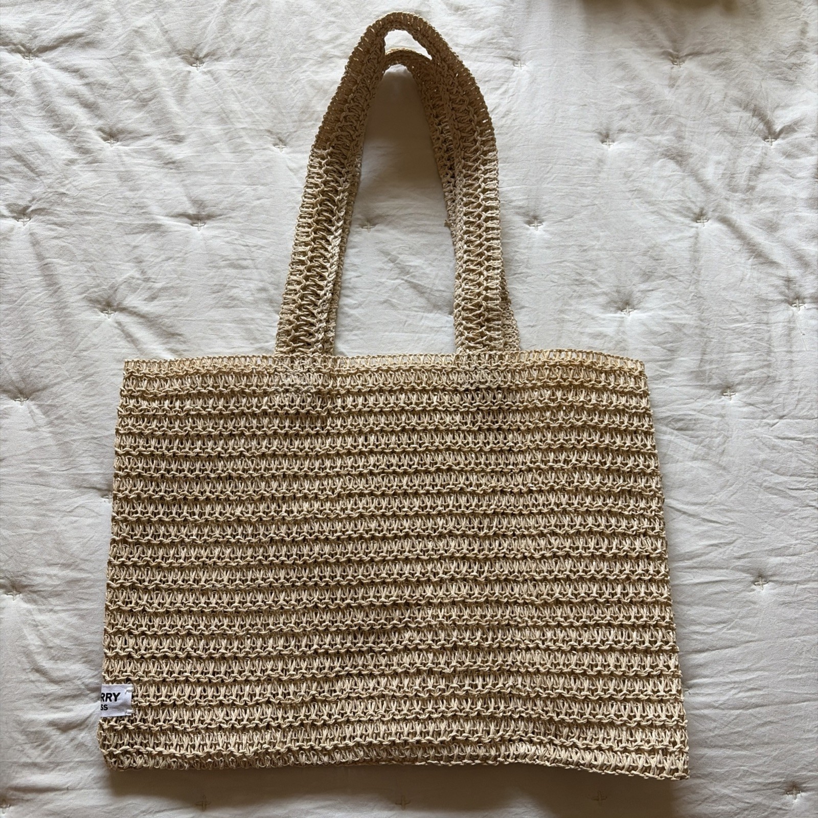 NEW ～ Burberry Goddess Crocheted Weave Natural Paper Straw Tote Shoulder Bag