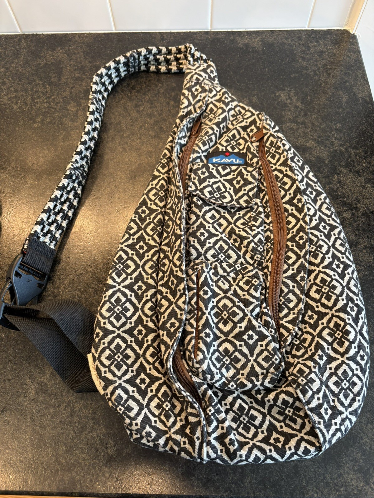 Kavu Rope Sling Bag – Used – Black & White Geometric Design – Limited Edition