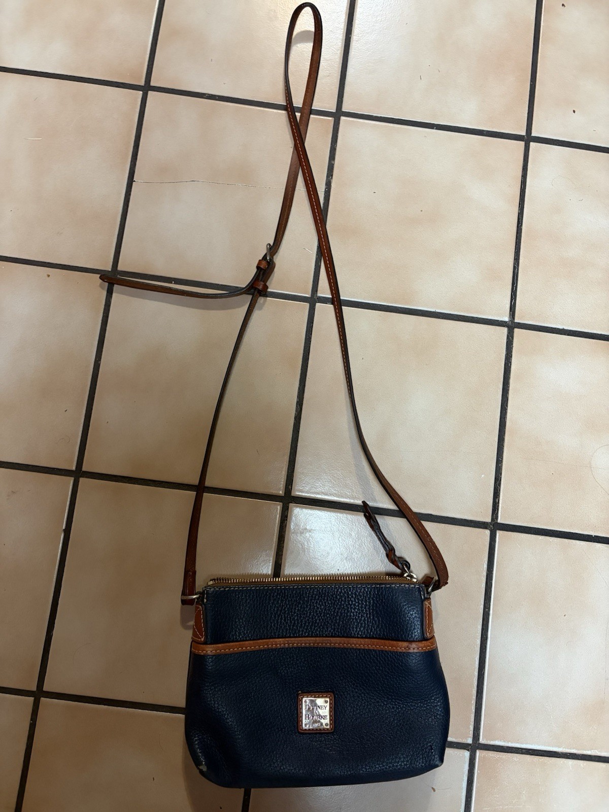 Dooney & Bourke Ginger Pouchette Pebble Leather Crossbody Bag in Navy