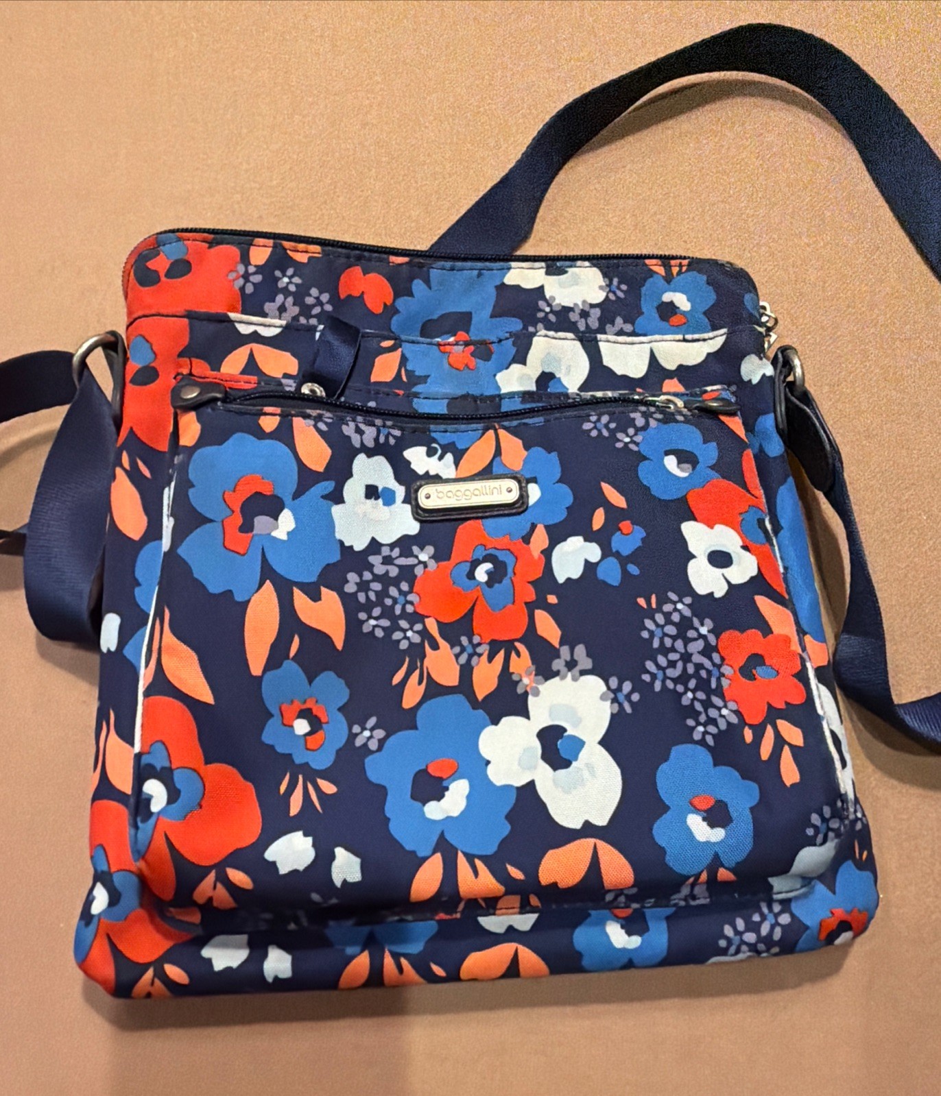 Baggallini Uptown Bagg Crossbody Floral Print